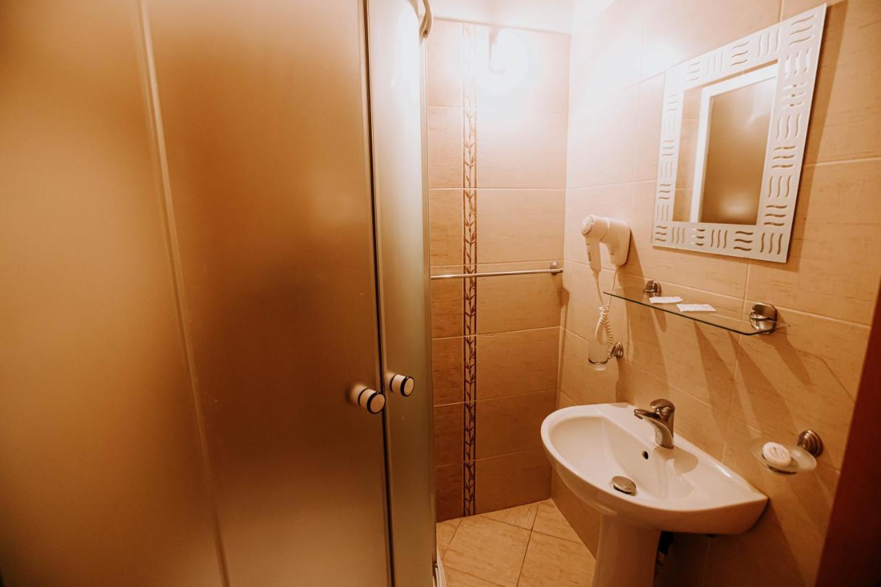 Guest House Lacul Linistit Moneasa Dış mekan fotoğraf